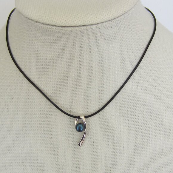 Peacock Pearl and Sterling Silver Pendant on Black Cord - Picture 3 of 10